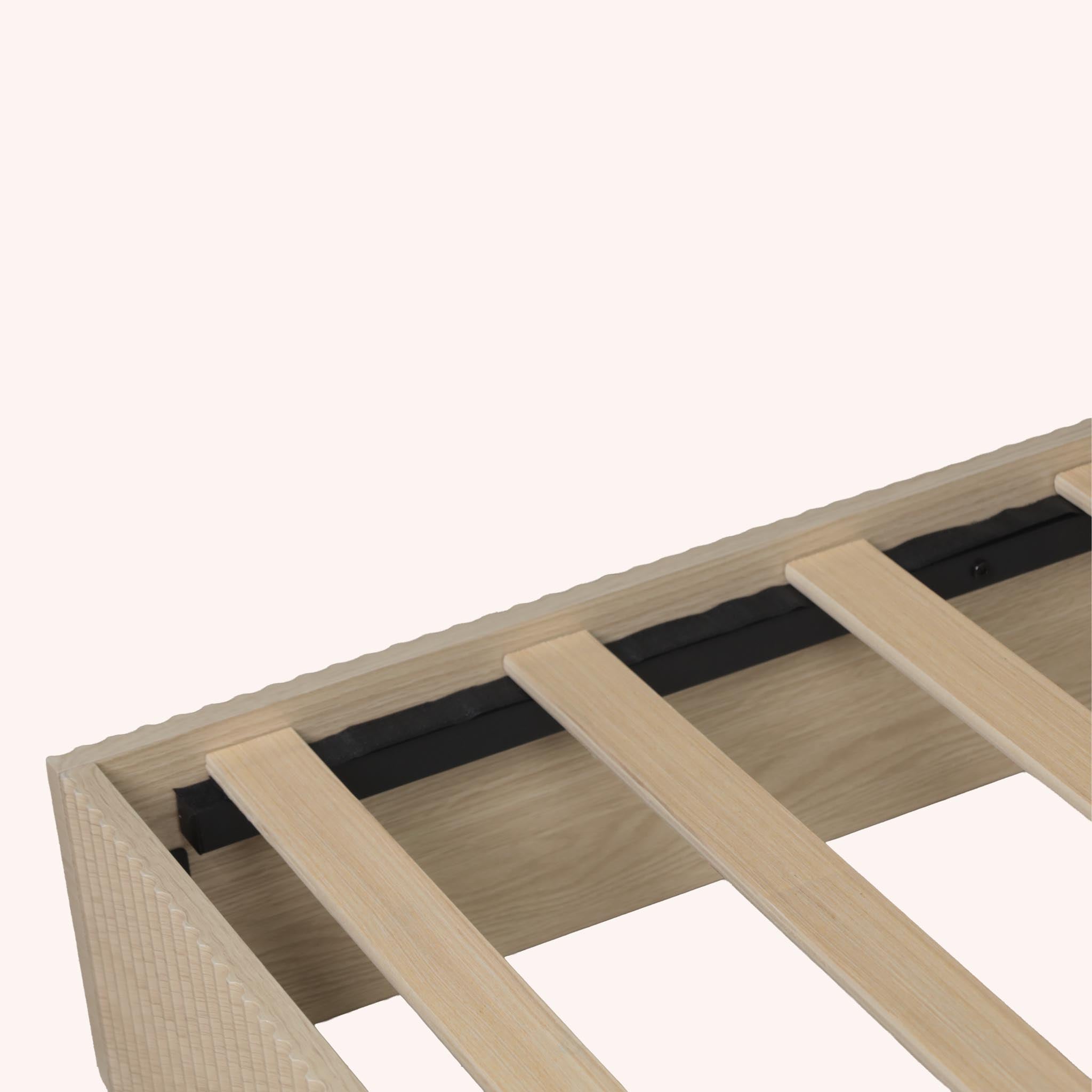 Base para Cama Queen Ebern - NATURAL