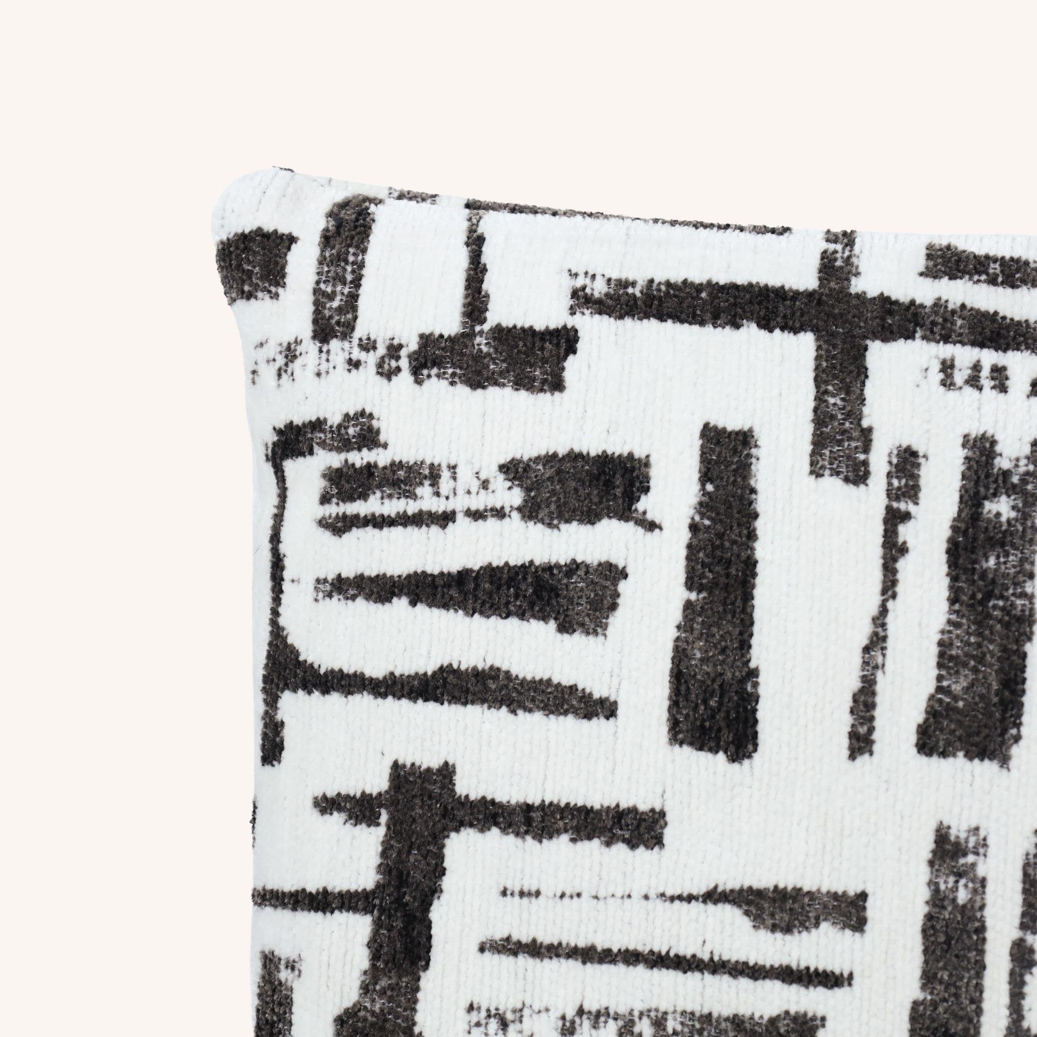 Cojín Rectangular Deondri - OFF WHITE Y GRIS